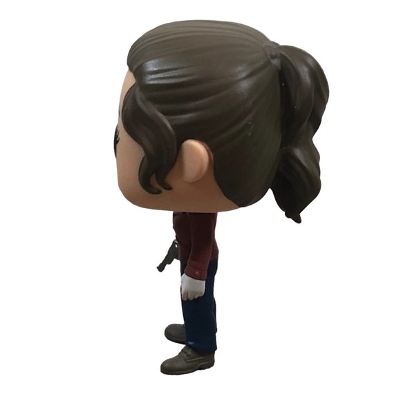 Stranger Things Funko Pop - Nancy Wheeler With Gun #514 - Picture 4 of 5